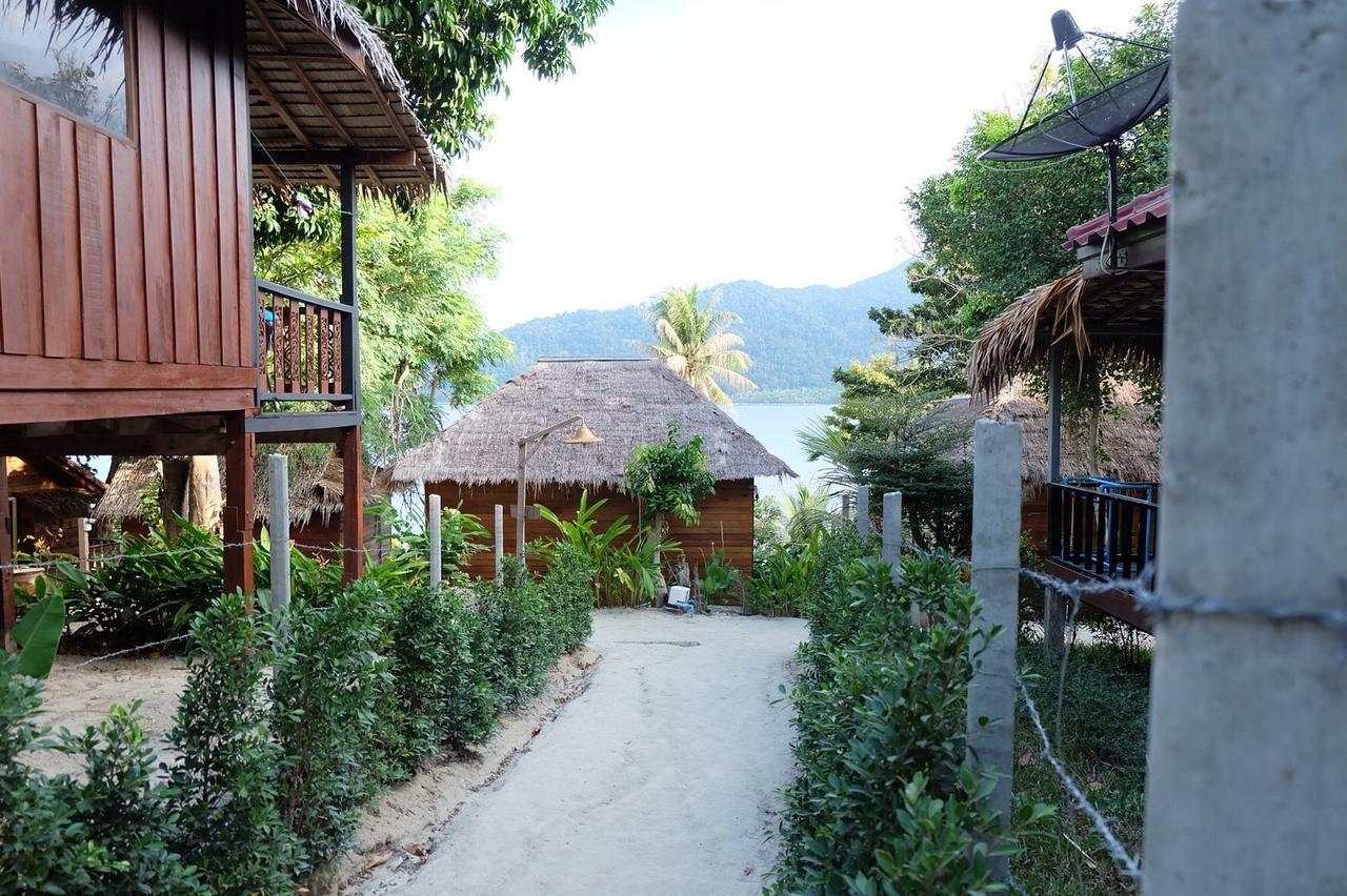 Raya Resort Koh Lipe Extérieur photo